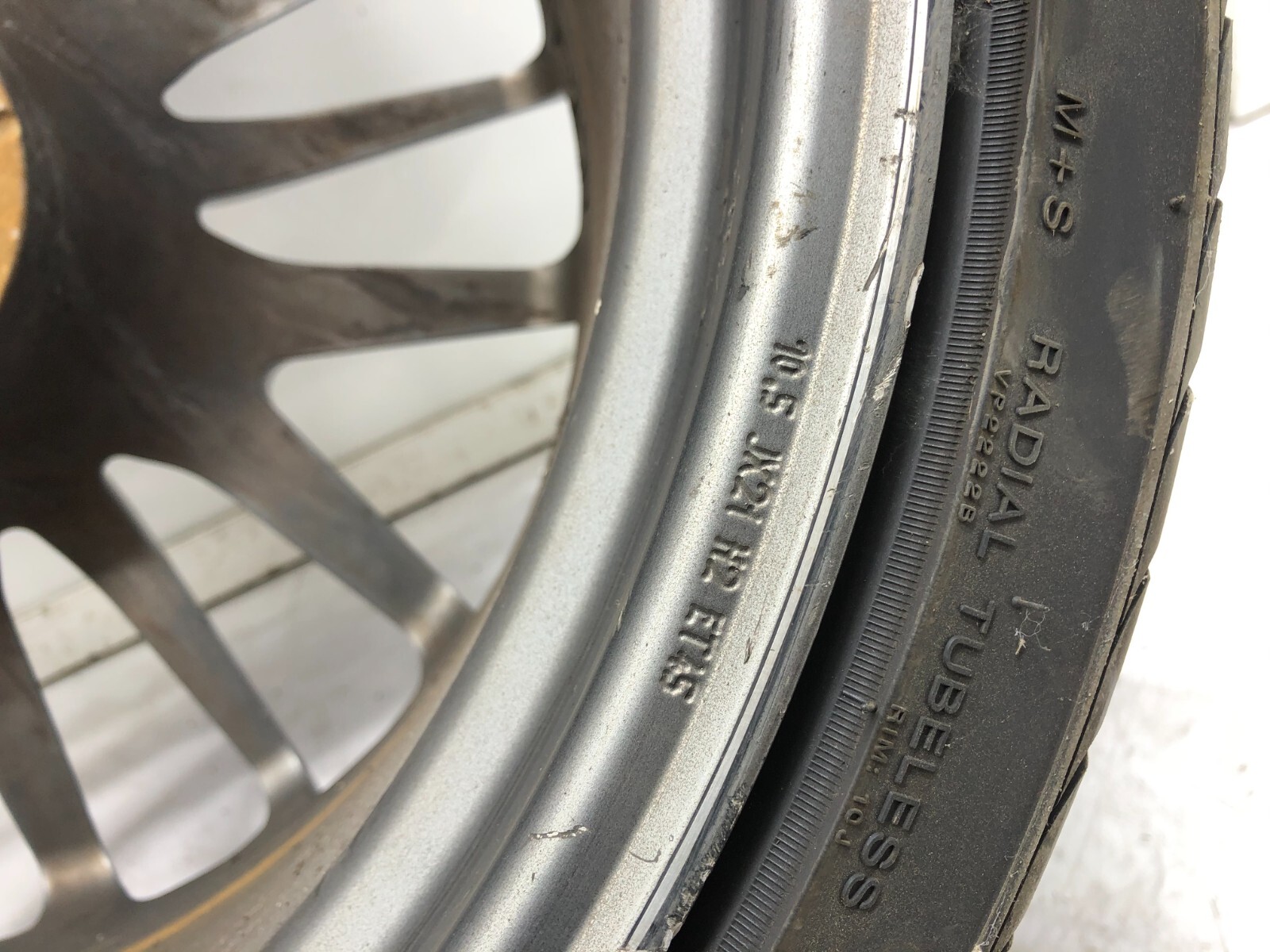 2014-2017 MASERATI GHIBLI QUATTROPORTE WHEEL RIM W/ TIRE 10.5X21 OEM #NOTE.