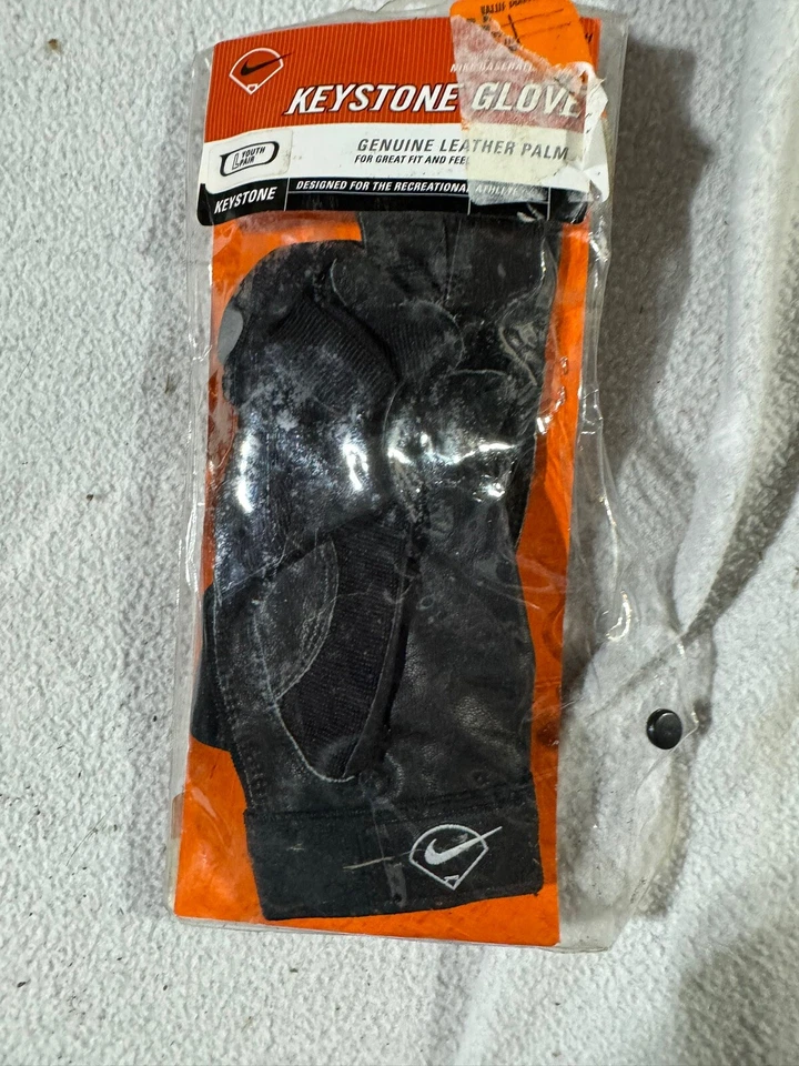 NIKE Keystone Red Black Batting Gloves Youth L Rare Hard to find NOS - Image 2 of 4
