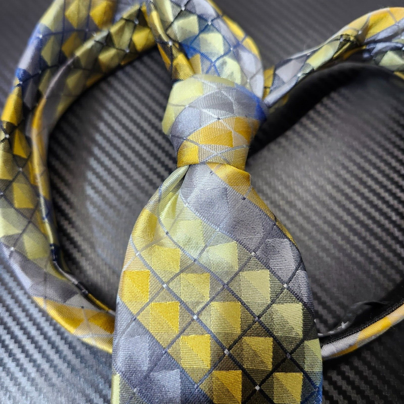 VAN HEUSEN 100% Silk Tie Multicolor Wavy Geometric Flextie image 9