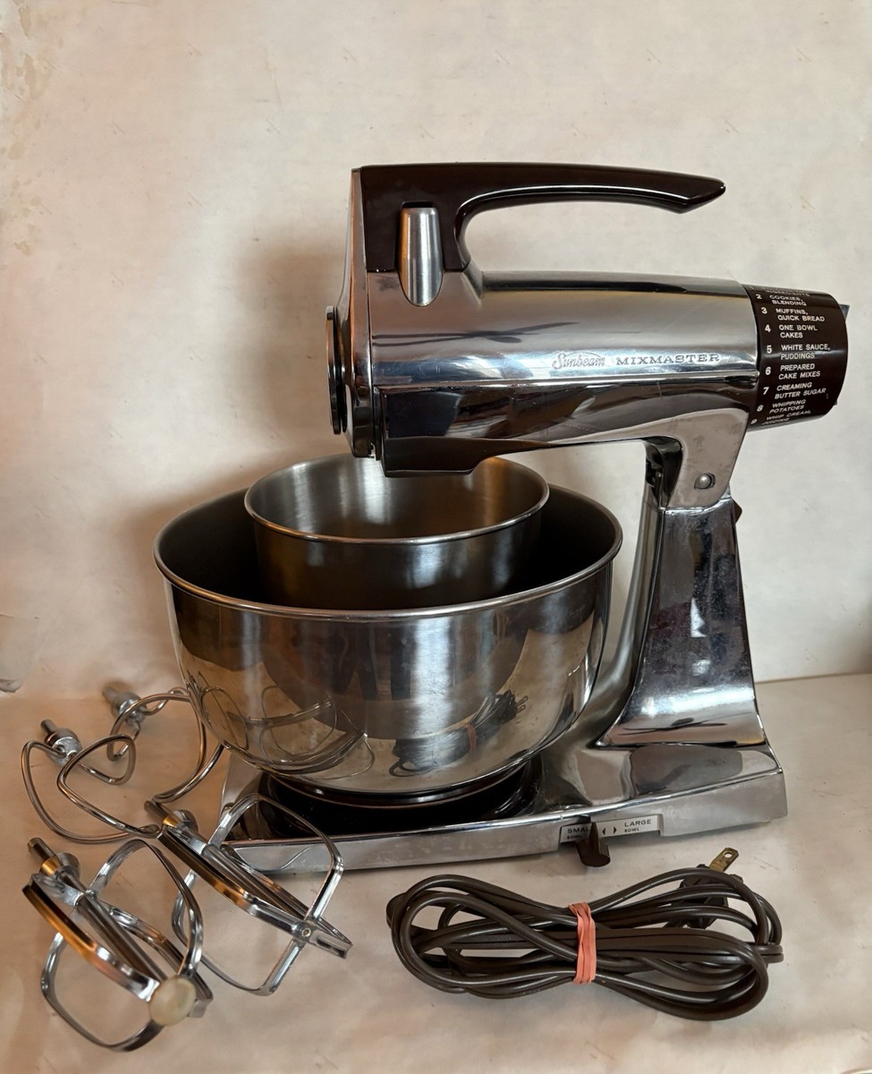 Y☆437 コールマンジャパン ミキサー Sunbeam Mixmaster 1970s Vintage Chrome Sunbeam Mixmaster 12 Speed Stand Mixer With