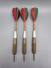 Vintage Unicorn Green/Red Feather Set Of Darts W/ Clear Case - Made In England