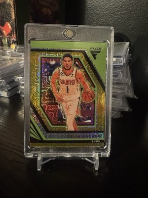 Panini 2022-23 Flux Prizm Serial Numbered /10 GOLD Devin Booker #143 Suns