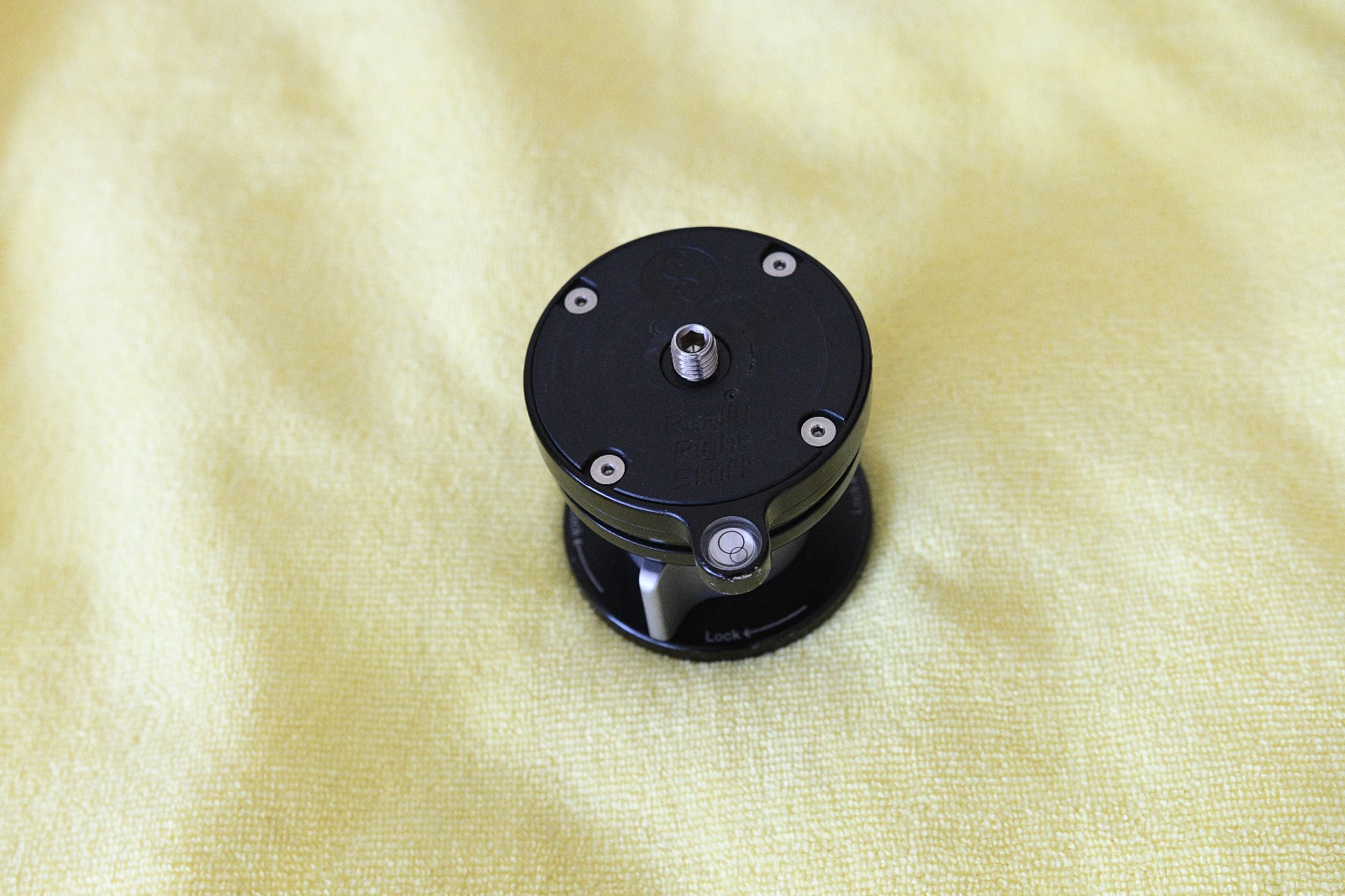 Really Right Stuff RRS TA-2U-LB Level Base (Universal)