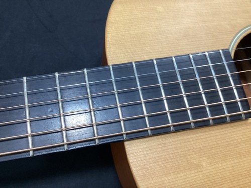 Larrivee O-01 Parlor Size Acoustic Guitar Shibata Store - Picture 8 of 10
