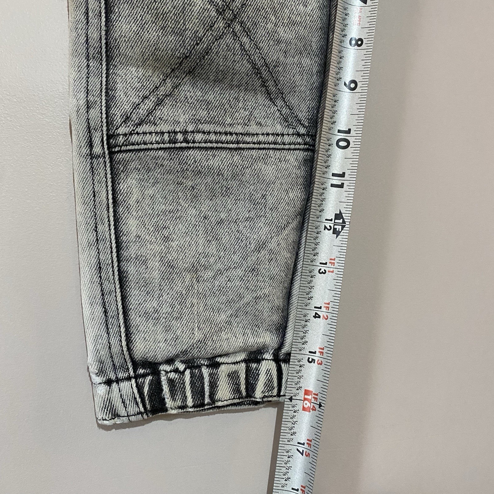 Picture 5 of 12