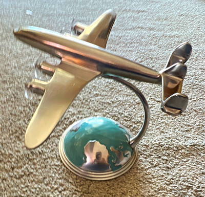 Authentic Models AM 2010 Autour Du Monde Desktop Airplane Globe Base Ltd No 6222