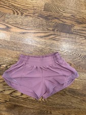 Lululemon Hotty Hot Short II 2.5 - SIZE 4