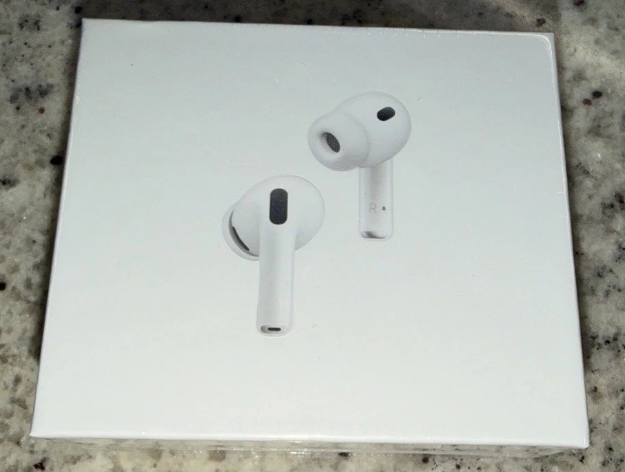 Used Pro 3rd generation Wireless In-Ear Bluetooth ActiveNoiseCancellation