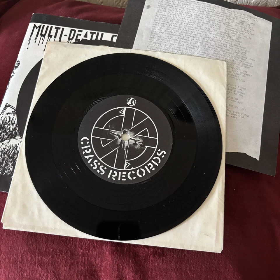 MDC - Multi Death Corporations - 7" Vinyl Single - 1983 Crass Records - PUNK - Image 3 of 4