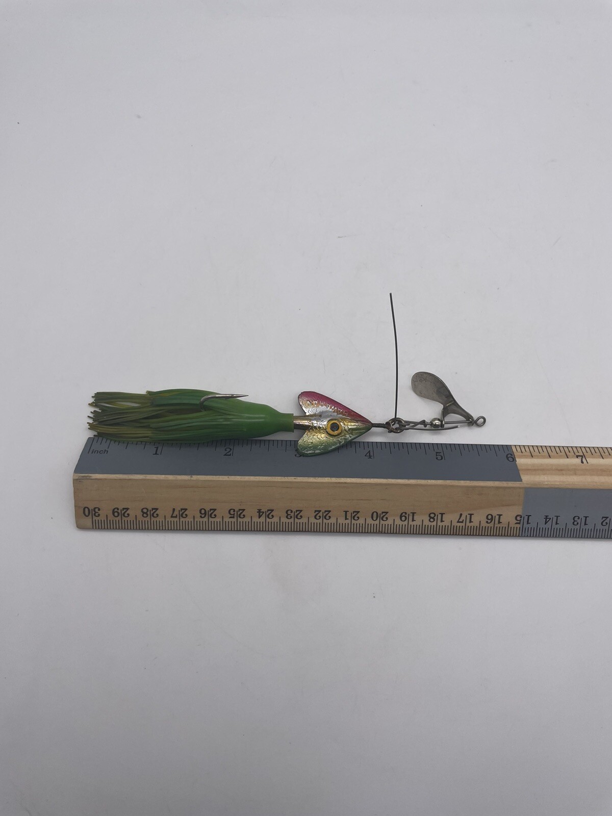 Fred Arbogast HAWAIIAN WIGGLER 2 Red/Green 1" Below Surface Fishing