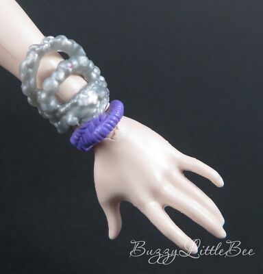 Ever After High Doll Poppy O'Hair 1st Chapter Silver Bracelet