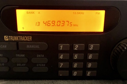 UNIDEN BEARCAT BC895XLT TRUNKTRACKER SCANNER 300 CHANNEL BASE WITH EXTRAS - Zdjęcie 2 z 21