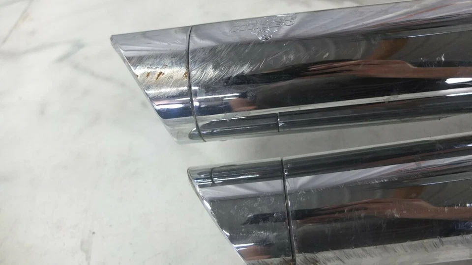 14 Harley Davidson FXDL Dyna Low Rider Vance and Hines 消声器排气 — 第 3/4 张图片