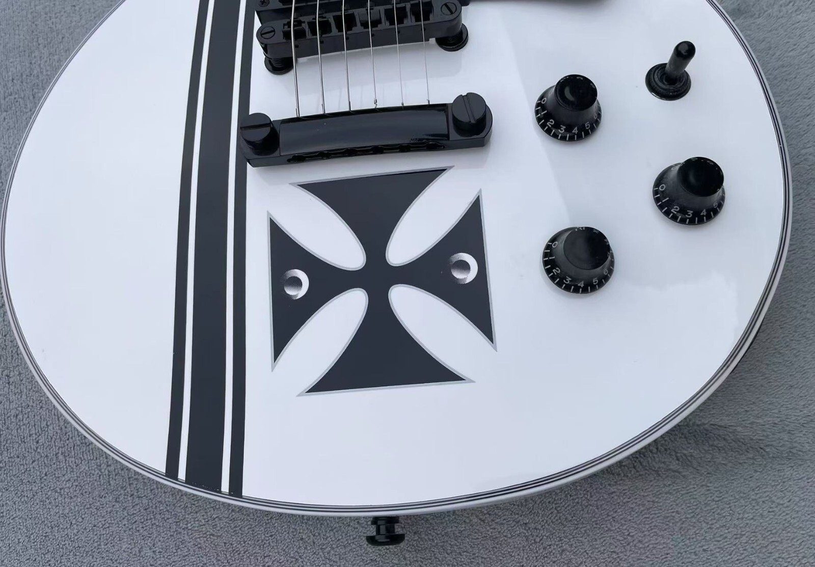 Custom ES Electric Guitar Actice Pickups Bone Nut Glossy Finished Guitarra