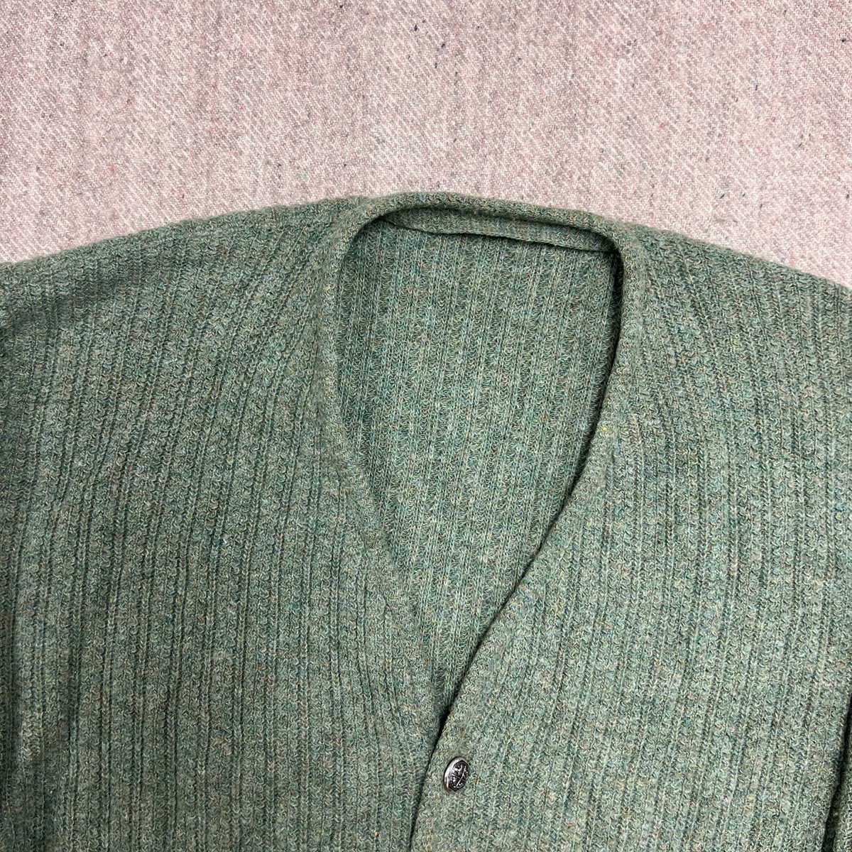 トップス 60s vintage cardigan Vintage 60s/70s Sturbridge Native American Print Knit Hippie