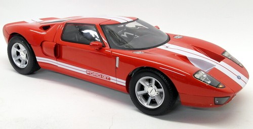 Motormax 1/12 Scale Diecast 73001 - Ford GT Concept Red White Stripes - Picture 5 of 8