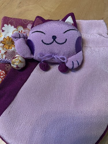 New Drawstring Japan Cat Pouch Plush Stuffed Animal ~ Lucky Cat - Picture 6 of 9