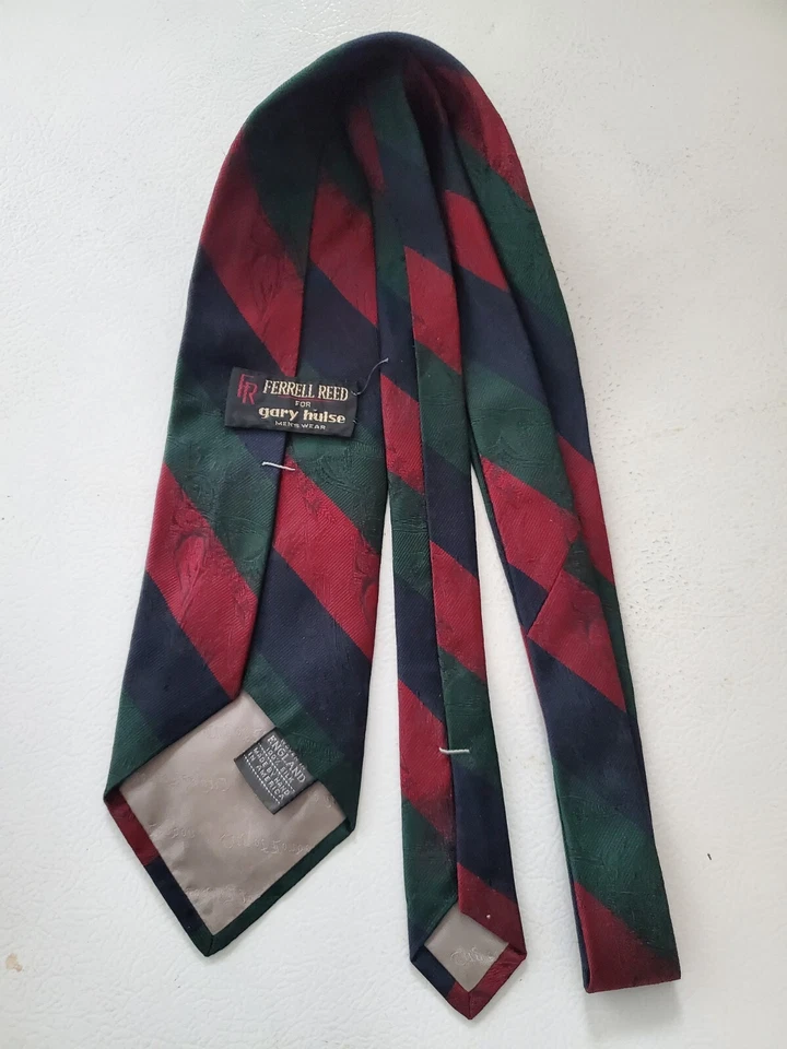 Corbata para hombre Ferrell Reed a rayas hecha a mano 100 % seda. 3.8" × 58" Hecho en USA. Foto 3 de 4