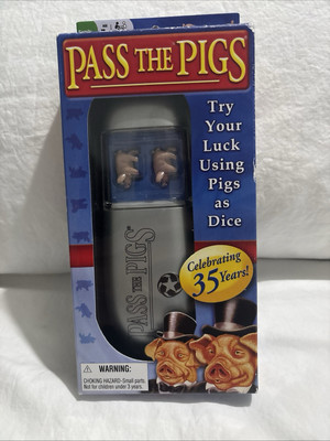 2011 Pass the Pigs Classic Party Pig Dice Game by Winning Move Pigs Are Dice NIB