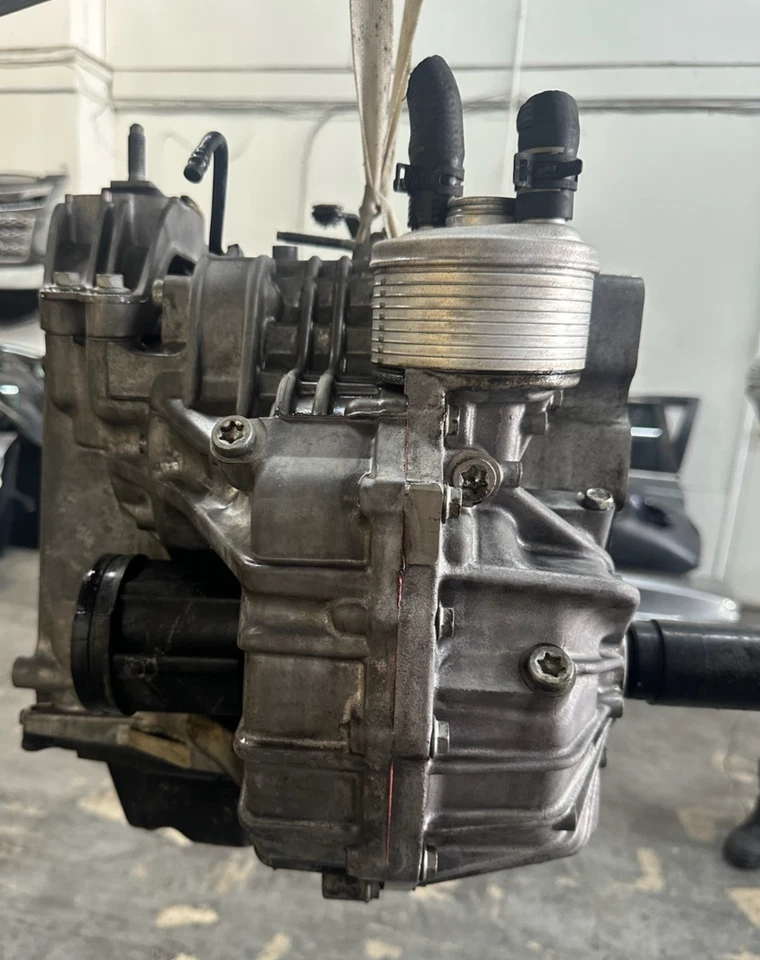 Mini Cooper Countryman J.C.W 2011-2016 1,6 L transmisión automática 95 k OEM Foto 2 de 4