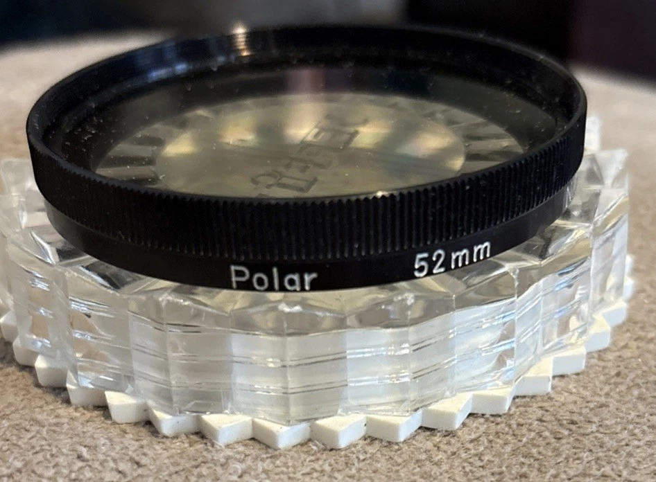 Nikon Nikkor 52mm Polar Polarizer Filter Screw-In + 58mm Nikon Snap-In Lens Cap - Image 3 of 4