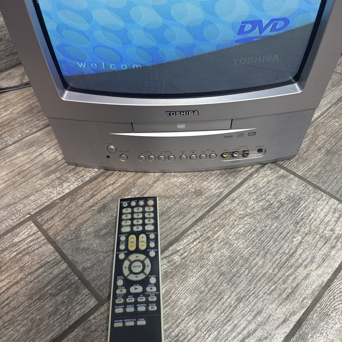 Toshiba MD13Q42 13
