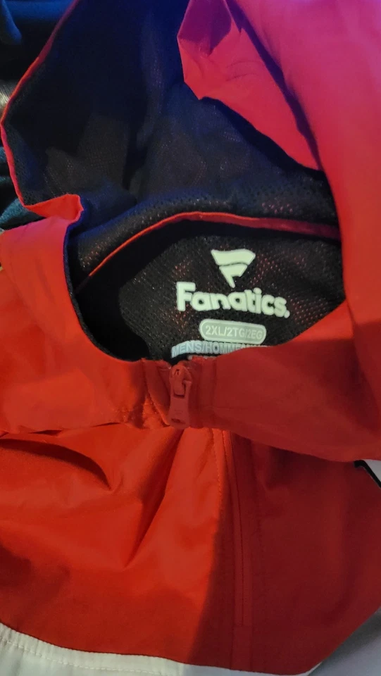 XXL — мужская легкая толстовка с капюшоном Wisconsin Badgers — совершенно новая с бирками - Изображение 4 из 4