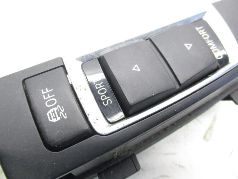 9202948 CONSOLA CENTRAL PDC ECO-PRO SPORT INTERRUPTORES Se adapta 09-15 BMW 750i 30174 Foto 2 de 4