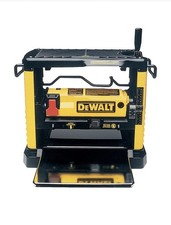 DeWalt DEW733 Portable Thicknesser 240V 1800W 2mm Planing Depth 152mm Capacity