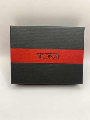 TUMI Slim Card Case Wallet Smooth Brown Leather Preowned with Box Good condition