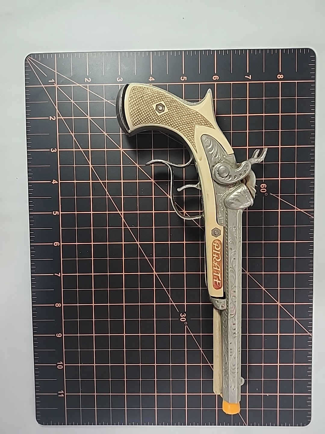 Vintage 1950s Hubley MFG Double Barrel Pirate Cap Gun Pistol