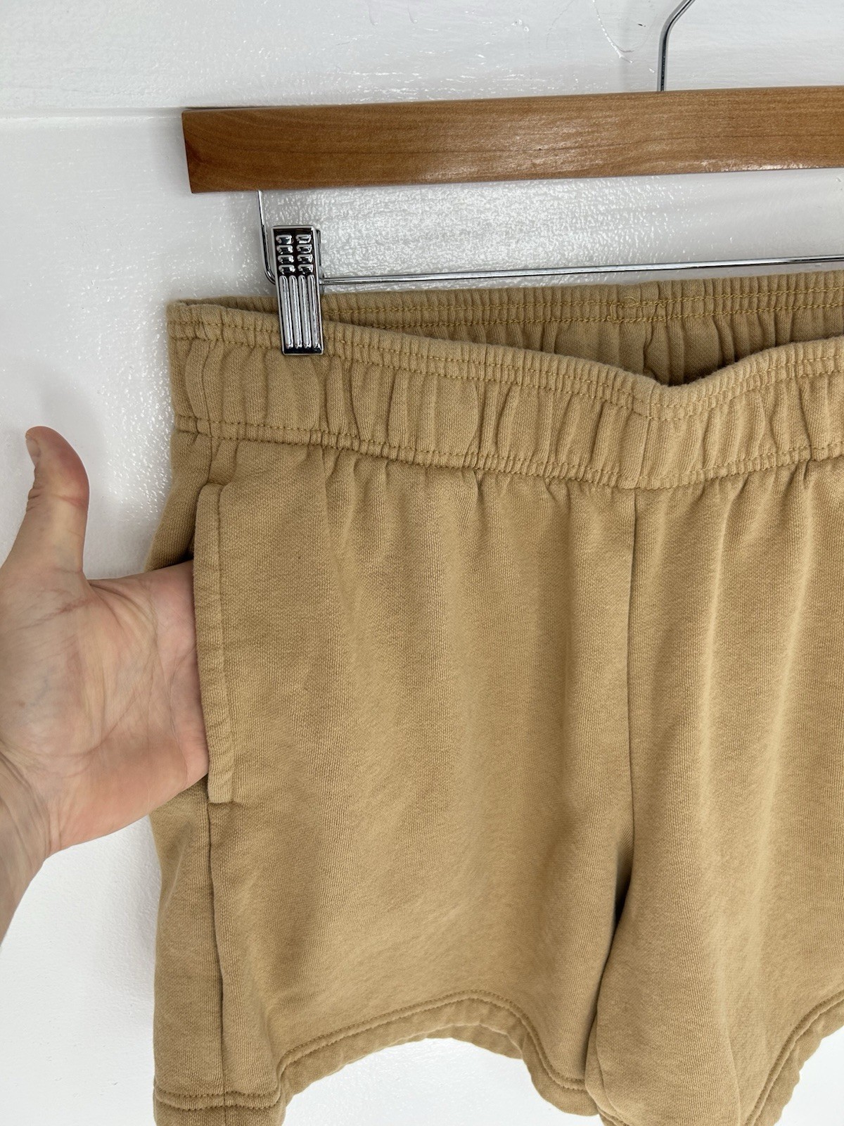 The North Face Short Sweat Shorts Womens Large Tan Elastic Waist Athleisure 30x6 thumbnail 4