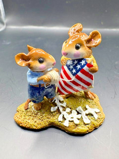 Cheer for the Red White & Blue Wee Forest Folk M 207 High Flyer Store Spec. 1/24