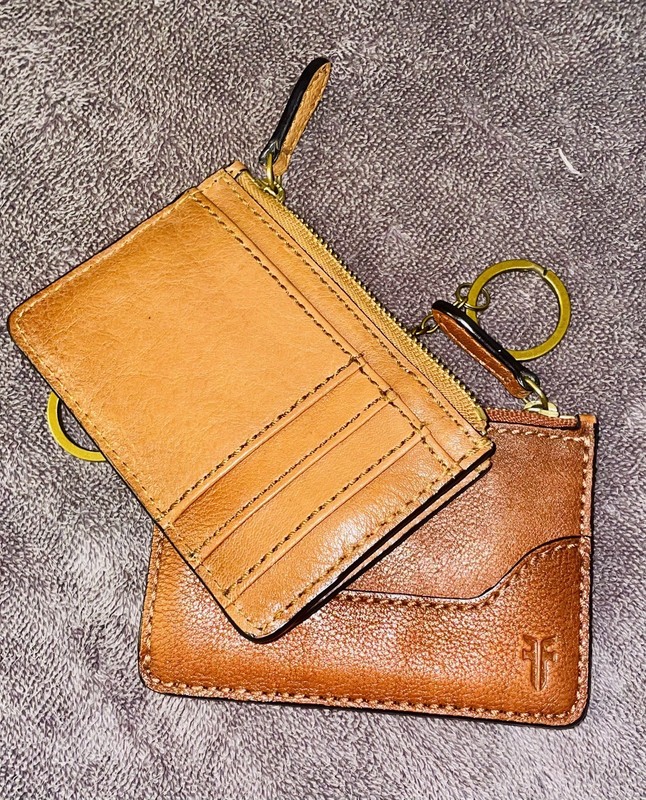 Frye Logan Light Cognac Brown Leather Zip Card Case Wallet with Hidden Key Ring