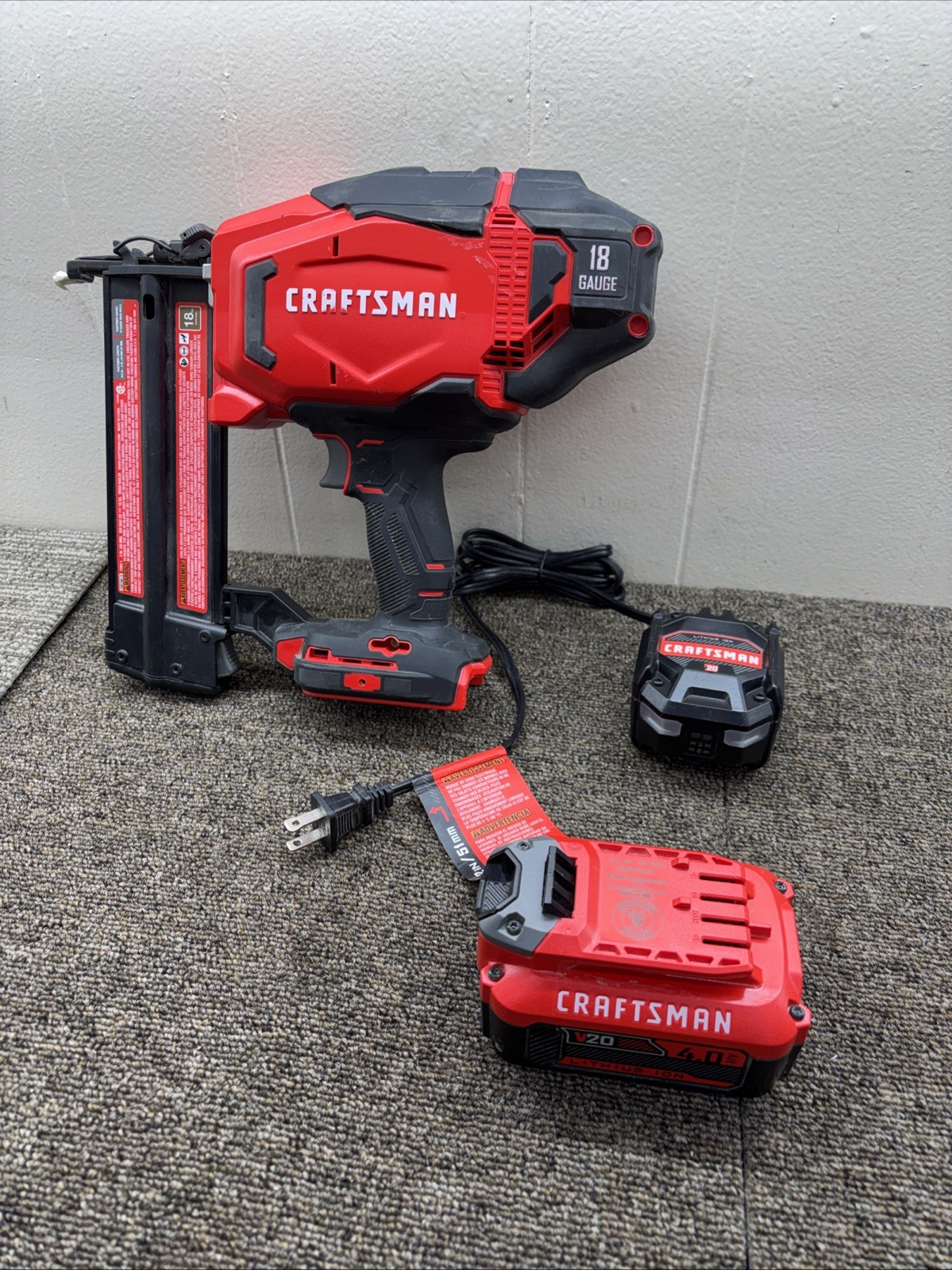 CRAFTSMAN V20 Brad Nailer  CMCN618 With 4.0 AH Battery Working  82837