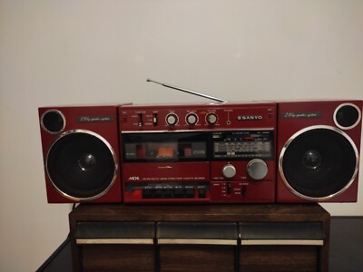 SANYO M-V40K REDAM/FM Radio/Tape Boombox GhettoBlastePortable