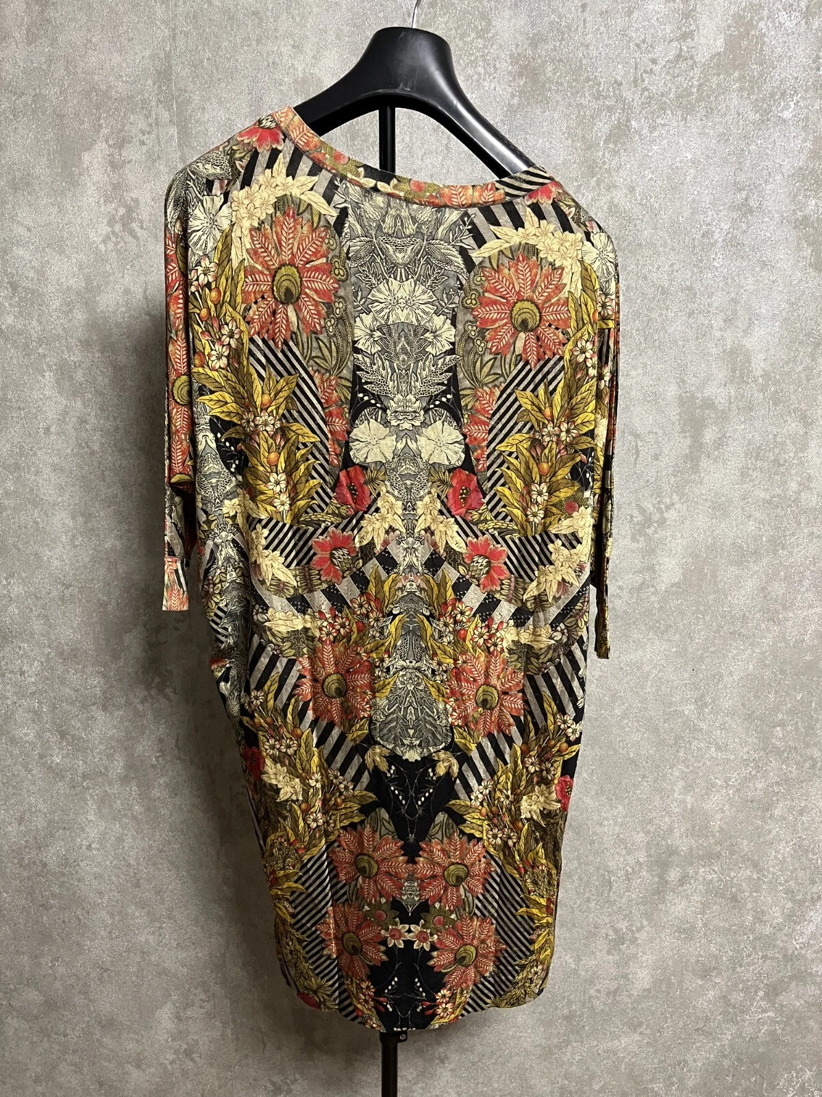 Abito Alexander McQueen in seta con stampa floreale maniche a 3 4