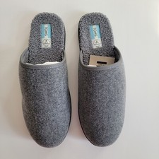 Toms NIB Pair Of Harbor Smoke Grey Slippers Men's Size 12