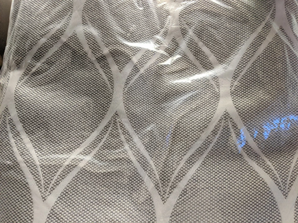 2 Nuevos Paneles de Cortina de Circuito Gris Nicole Miller 54" x 96" Bolsillo de Barra de Pestaña Oculta Foto 3 de 3