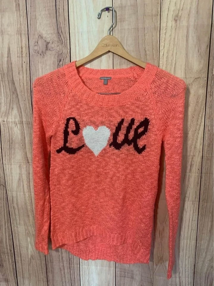 Charlotte russe top pink sweater
