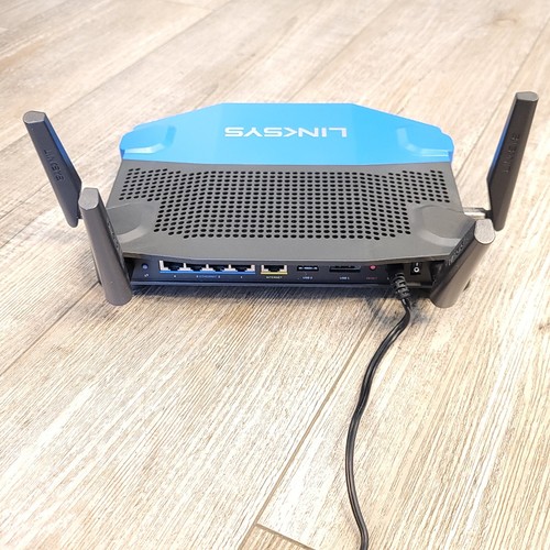 New Linksys WRT1900AC 1300 Mbps 4 Port Dual-Band Wi-Fi Router 2.5 + 5 GHz USB - Picture 12 of 15