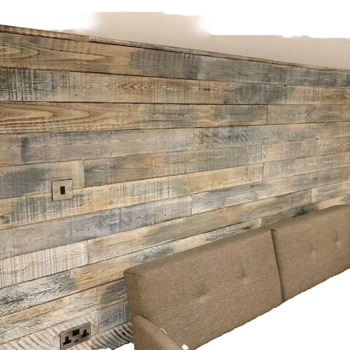 Reclaimed Pallet Wood Wall