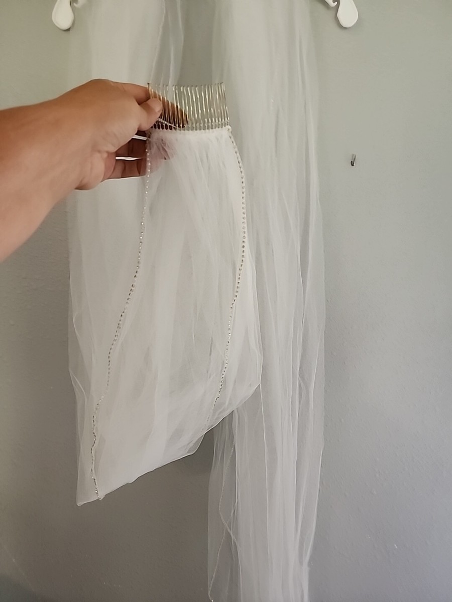 White One Tier Long Rhinestone Edged Wedding Veil With Comb  display picture 1