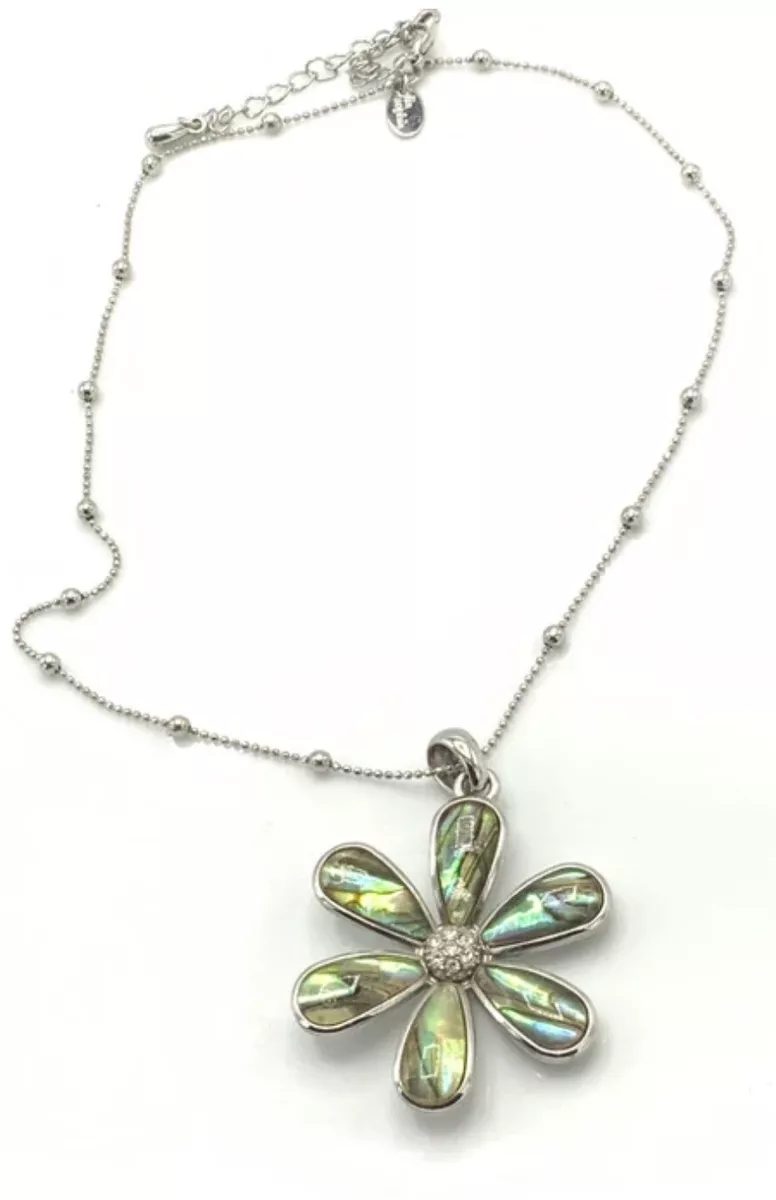Lia sophia flower necklace deals