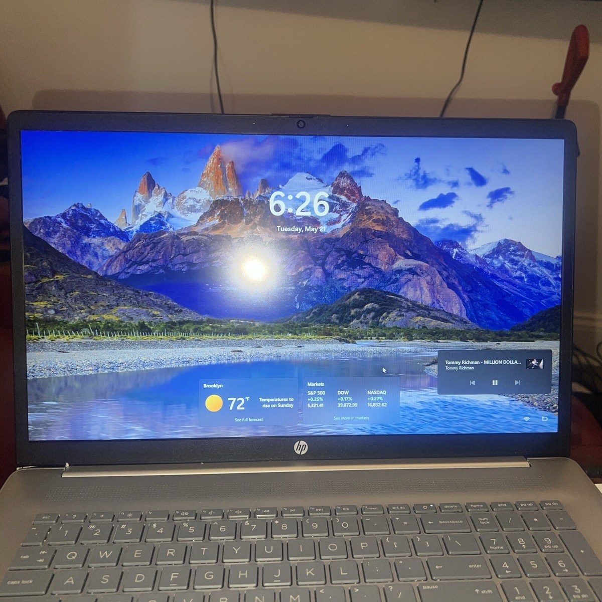 はっぴー Amazon.com: hp High Performance Pavilion 15-cs3073cl 15.6