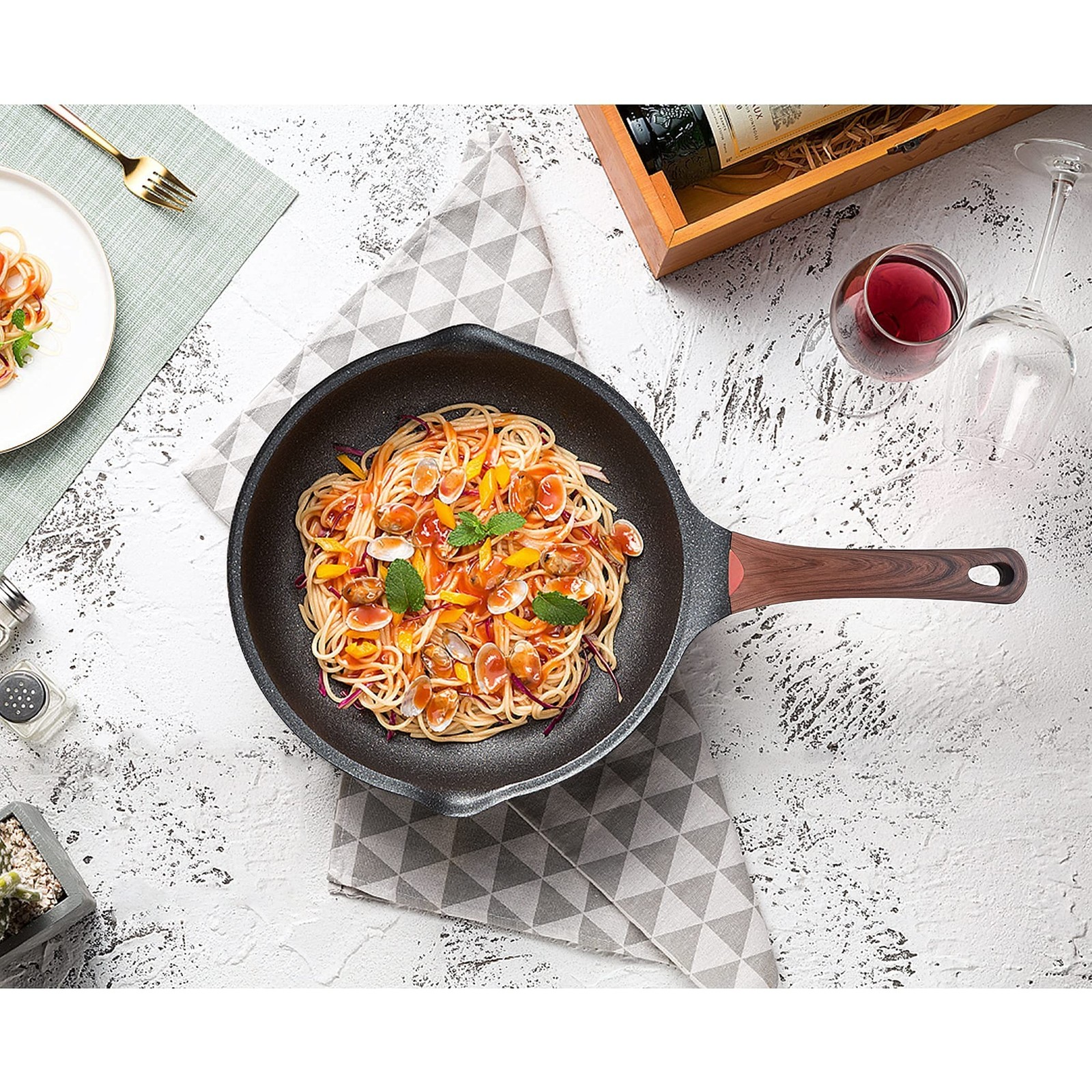 Vinchef Nonstick Deep Frying Pan Skillet with Lid, 11in/5Qt Saute Pan, German...