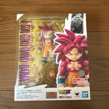 shfiguarts super saiyan 4 son goku mini #aa3a27