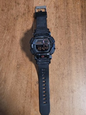 Casio G-Shock GD-400 (Modul 3434)   Schwarz mit Protektor-Bügel (Bullbar)