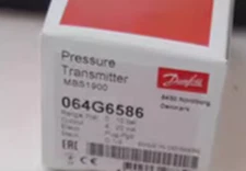 NEW DANFOSS 064G6586 Pressure Transmitter