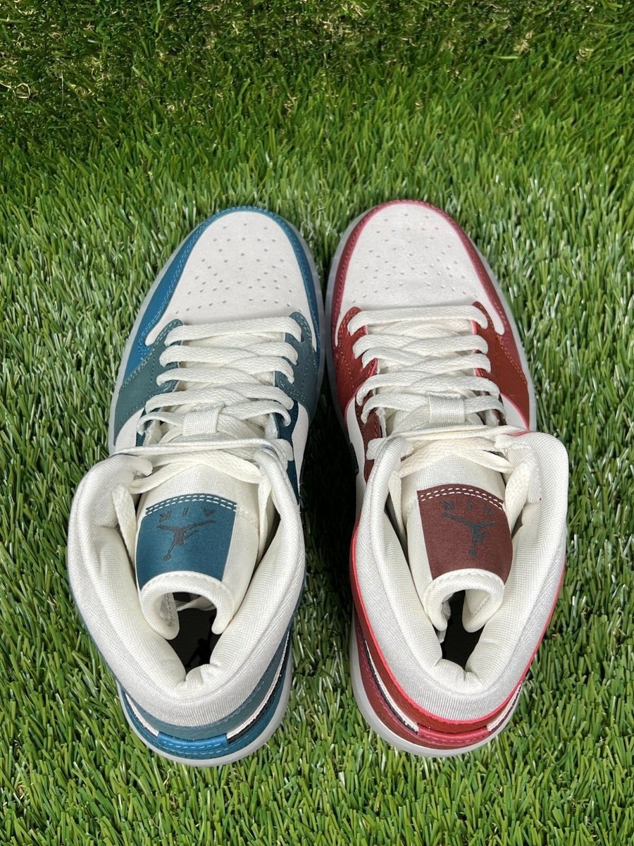 ★日本未発売★海外限定 Anti Gravity Machines DM9601-200 Amazon.com | Jordan Womens WMNS Air Jordan 1 MID DM9601 200